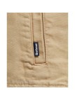 Cette surchemise beige de la marque Barbour est en coton doux. Cette surchemise beige de la marque Barbour est en coton doux.